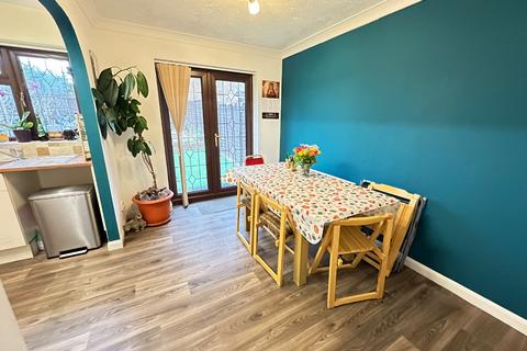 undefined, Bowbrookvale, Luton, Bedfordshire, LU2 8SY