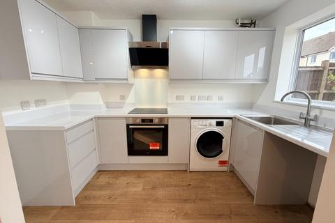3 bedroom end of terrace house to rent, Bowbrookvale, Luton, Bedfordshire, LU2 8SY