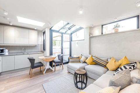 undefined, Richards Place, Knightsbridge, London, SW3