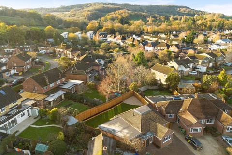 undefined, Vineyards Close, Cheltenham GL53