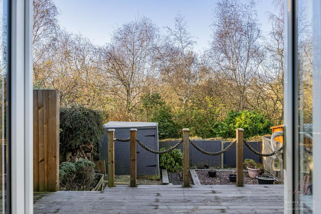 18 67296 watermarked.jpg