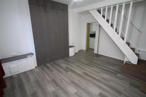 2 bedroom terraced house to rent, Warrington Road, Wigan WN2