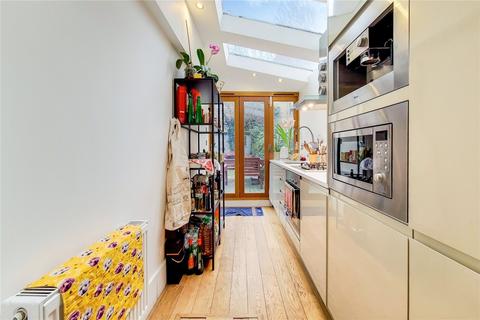 2 bedroom flat to rent, Shirland Road, London