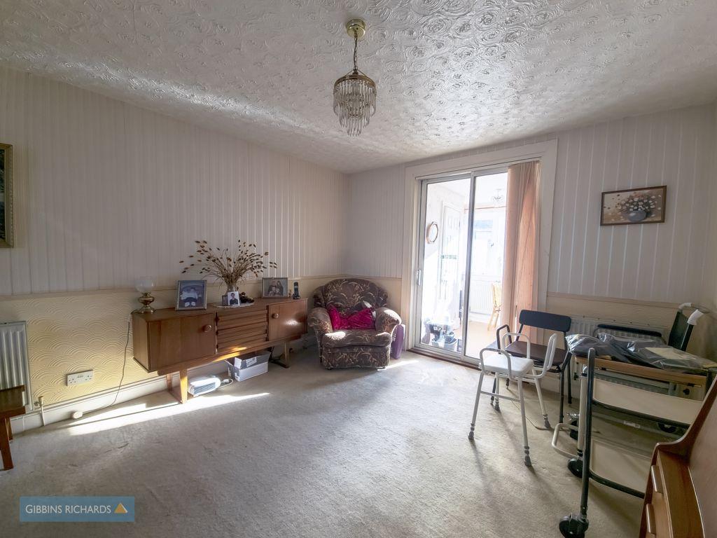 Sitting/Dining Room