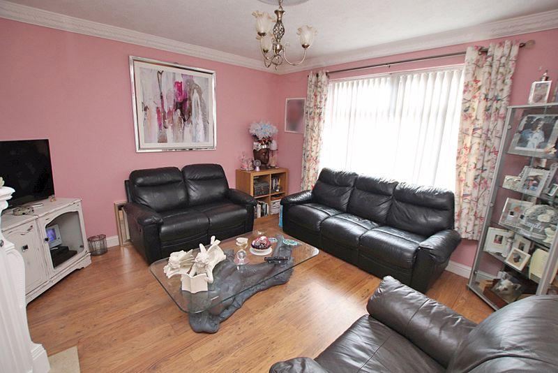 Lounge photo 1