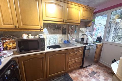 2 bedroom terraced house for sale, Leander Close, Great Wyrley, Walsall
