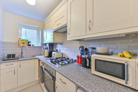 2 bedroom flat for sale, Cintra Park, Crystal Palace, London, SE19