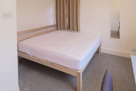 6 bedroom terraced house to rent, St. Martins Terrace, Canterbury CT1