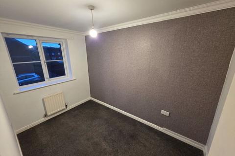 3 bedroom terraced house to rent, St. Pauls Court, Middlesbrough