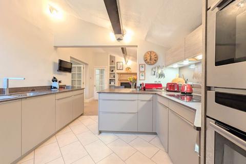 undefined, Golf Open 2026 - Marlborough Road, Southport - Sleeps 3/6