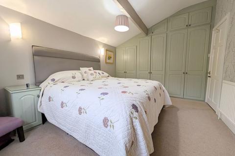undefined, Golf Open 2026 - Marlborough Road, Southport - Sleeps 3/6