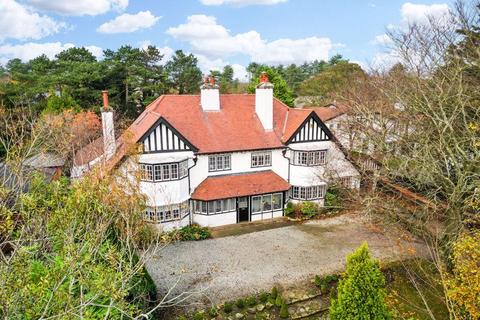 8 bedroom property to rent, The Open 2026 - Victoria Road, Freshfield - Sleeps 16