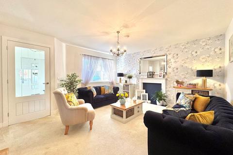 3 bedroom semi-detached villa for sale, Burnside Close, Cumnock