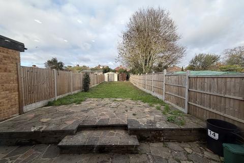 3 bedroom semi-detached house to rent, Weald Road, Uxbridge, UB10