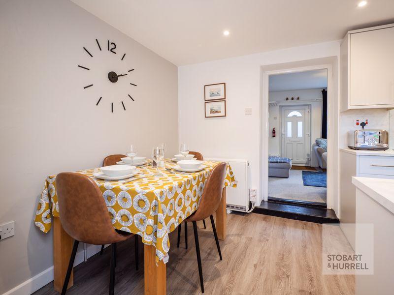 Dining To Lounge