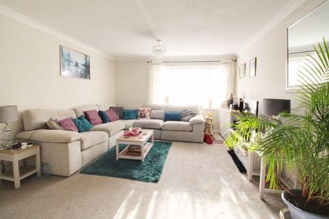 undefined, Lambs Close, Cuffley EN6