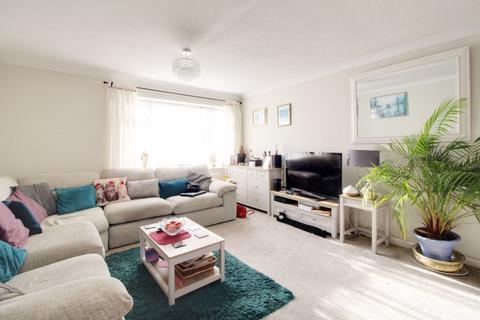 undefined, Lambs Close, Cuffley EN6
