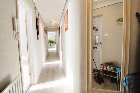 undefined, Lambs Close, Cuffley EN6
