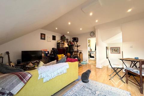 2 bedroom apartment to rent, 258 Rosendale Road, London SE24