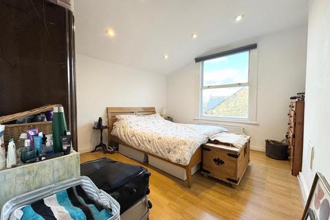 2 bedroom apartment to rent, 258 Rosendale Road, London SE24