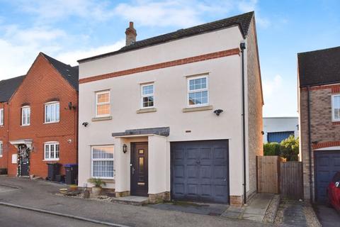 3 bedroom detached house for sale, Halfpenny Road, Salisbury               *VIDEO TOUR*