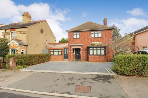 undefined, Banks Road, Biggleswade SG18