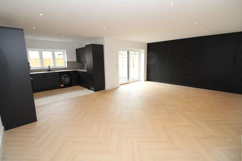 undefined, Pincott Road, Bexleyheath DA6