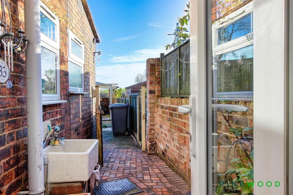 Rear couryard
