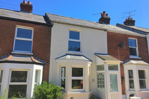3 bedroom terraced house to rent, Ashton Terrace, Cowes PO31
