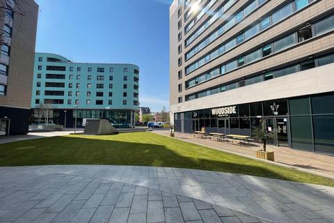 undefined, Gateway East, Marsh Lane, Leeds, UK, LS9
