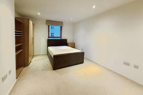 undefined, Gateway East, Marsh Lane, Leeds, UK, LS9