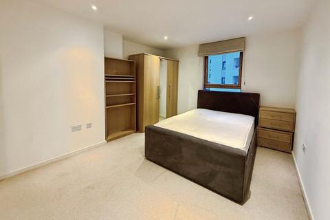 undefined, Gateway East, Marsh Lane, Leeds, UK, LS9