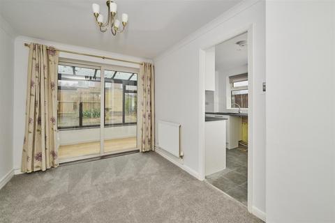 undefined, Bilsdon Close, Rushden