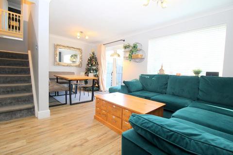 4 bedroom semi-detached house for sale, Tameton Close, Wigmore, Luton, Bedfordshire, LU2 8UX