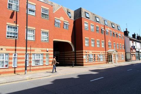 Mill Street, Town Centre, Luton, Bedfordshire, LU1 2NA