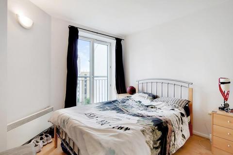 2 bedroom apartment to rent, Naxos Building, Hutchin Street, South Quay, Canary Wharf, London, E14 8JR