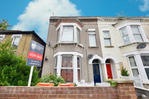 Avenue Road, Forest Gate, E7