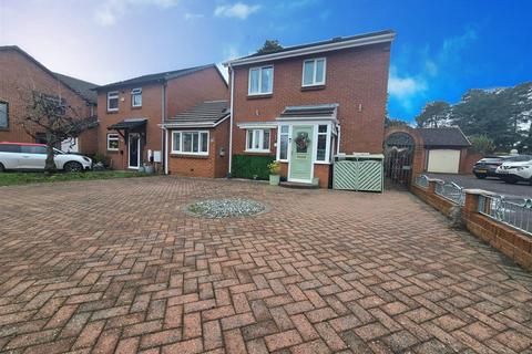 4 bedroom detached house to rent, Copse Lane, Ingleby Barwick, Stockton-On-Tees