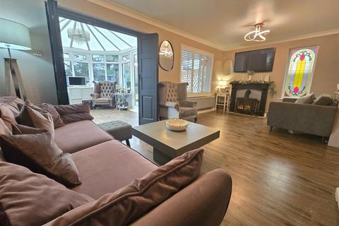 4 bedroom detached house to rent, Copse Lane, Ingleby Barwick, Stockton-On-Tees