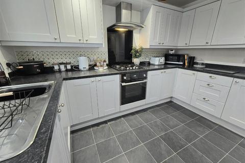 4 bedroom detached house to rent, Copse Lane, Ingleby Barwick, Stockton-On-Tees