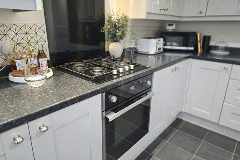 4 bedroom detached house to rent, Copse Lane, Ingleby Barwick, Stockton-On-Tees