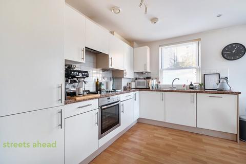 1 bedroom apartment to rent, Milestone Road, London, SE19