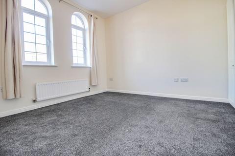 2 bedroom apartment to rent, Alicia Close, Swindon SN25