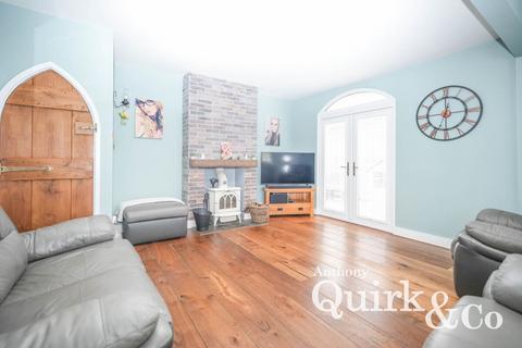 undefined, May Avenue, Canvey Island, SS8