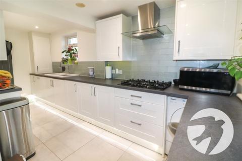 4 bedroom semi-detached house for sale, Heath Way, Northumberland Heath, Erith, DA8