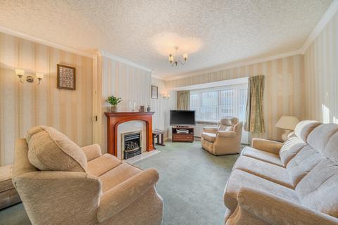 3 bedroom terraced house for sale, Gedney Close, Shirley, Solihull