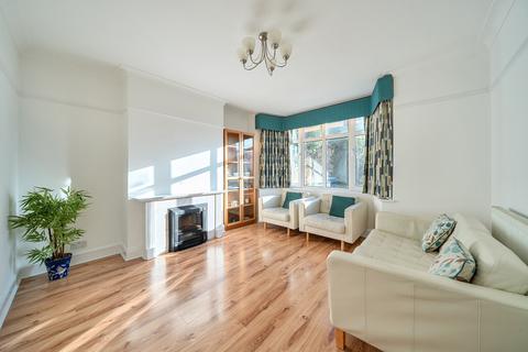 undefined, Lincoln Road, Harrow