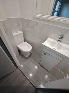 undefined, Stoke Newington Common, London N16