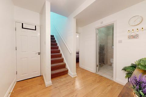 2 bedroom apartment to rent, Brecknock Road, London, N7