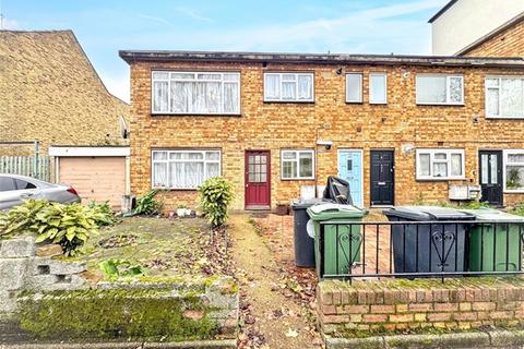Lea Bridge Road, Leyton